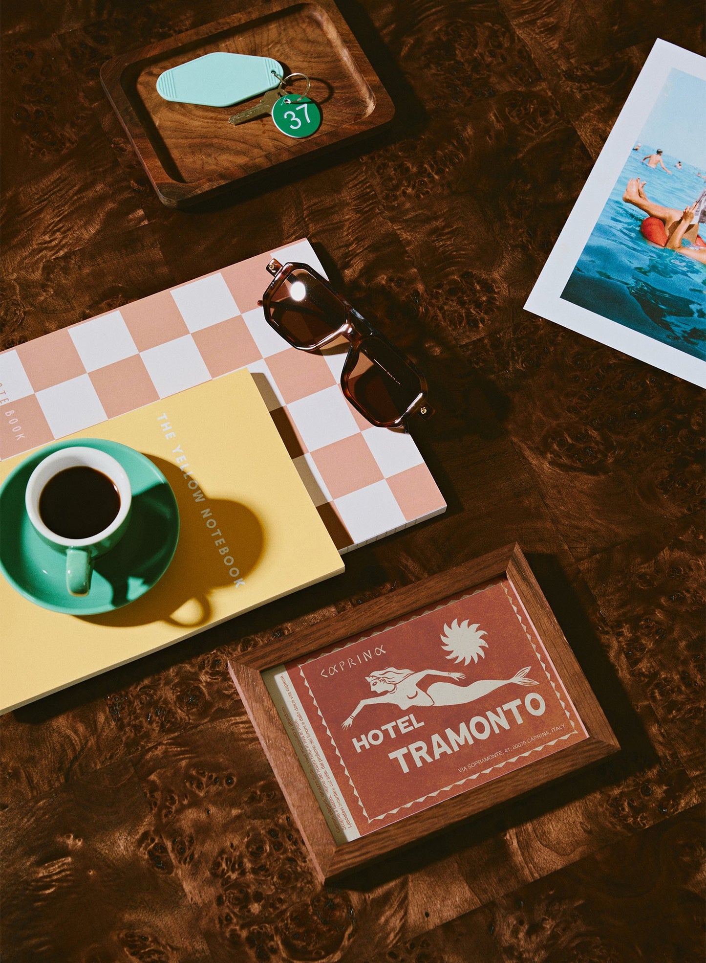 Hotel Tramonto, Poster